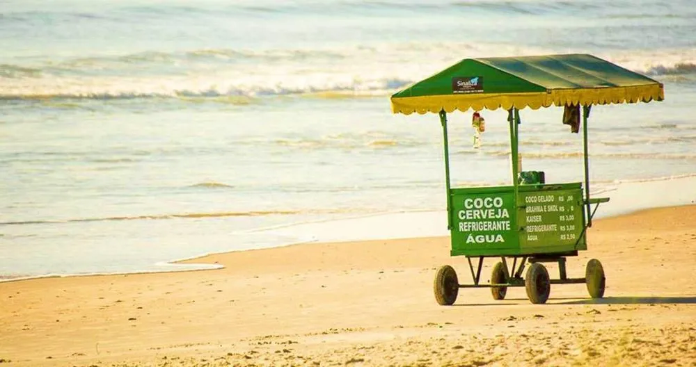Prefeitura convoca ambulantes e prepara novo decreto que pode mudar o comércio em Ilha Comprida
